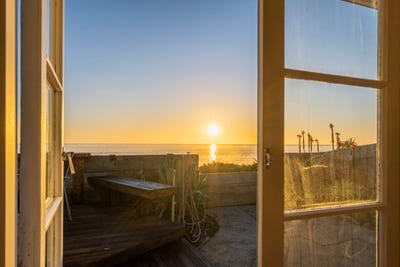 /international/nz/285-clifton-road-te-awanga-hastings-380066089898/