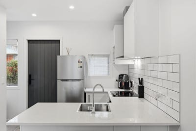 /international/nz/stanmore-bay-rodney-380066098098/