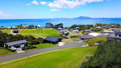 /international/nz/12-starlight-place-langs-beach-whangarei-380066097801/