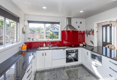 /international/nz/1574-cambridge-road-te-awamutu-waipa-380066113099/