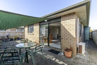 /international/nz/5-13-cracroft-street-waitara-new-plymouth-380066183571/