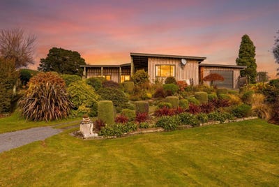 /international/nz/23-onematua-road-owhango-ruapehu-380066114872/