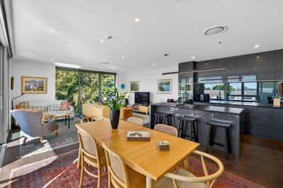 /international/nz/nelson-city-nelson-bays-380066118811/