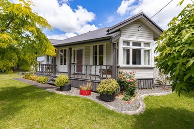 /international/nz/11-high-street-taumarunui-ruapehu-380066092490/