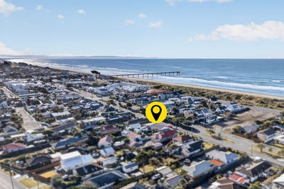 /international/nz/new-brighton-christchurch-city-380066118911/