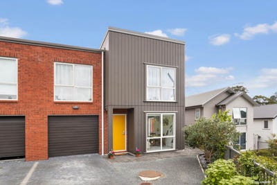 /international/nz/11-orowaru-avenue-massey-waitakere-city-380066080776/