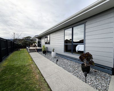 /international/nz/11-blake-street-blaketown-grey-380066102436/