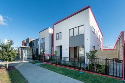 /international/nz/98-mahutonga-avenue-beachlands-manukau-city-380066105522/