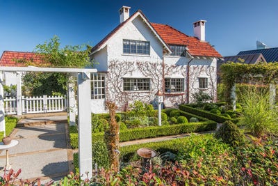 /international/nz/14-rewiti-avenue-takapuna-north-shore-city-380066117434/