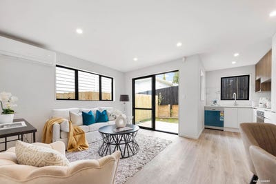 /international/nz/butterworth-drive-glendene-auckland-380066079739/