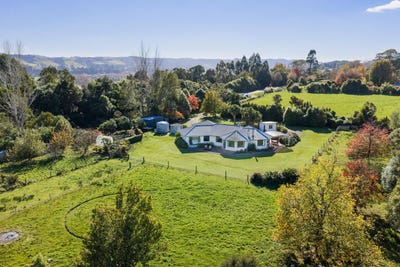 /international/nz/139-awahou-south-road-ashhurst-palmerston-north-city-380066089858/