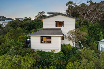 /international/nz/28-creswick-terrace-northland-wellington-city-380066180780/
