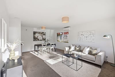 /international/nz/92-lake-road-northcote-christchurch-city-380066170296/