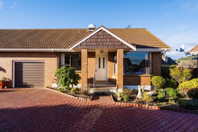 /international/nz/mosgiel-dunedin-city-380066180877/