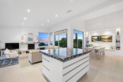 /international/nz/15-lang-road-langs-beach-whangarei-380066094734/