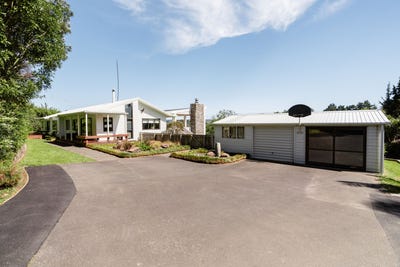 /international/nz/24-furn-park-lane-tauriko-tauranga-380066096088/