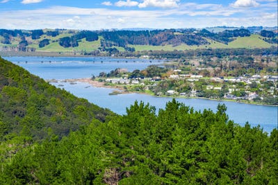 /international/nz/170-ashton-road-whangateau-rodney-380066148424/