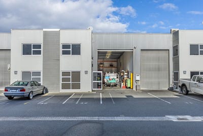 /international/nz/23-tukorako-drive-mount-maunganui-tauranga-380066170390/