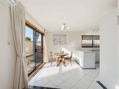 /international/nz/6-red-hibiscus-road-stanmore-bay-rodney-380066109855/
