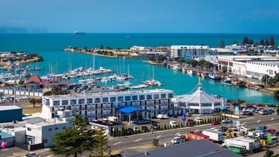 /international/nz/10-west-quay-ahuriri-napier-city-380066149301/