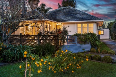 /international/nz/9-devon-street-te-atatu-south-waitakere-city-380066168178/