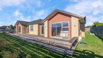 /international/nz/74-longcot-drive-rolleston-selwyn-380066122466/