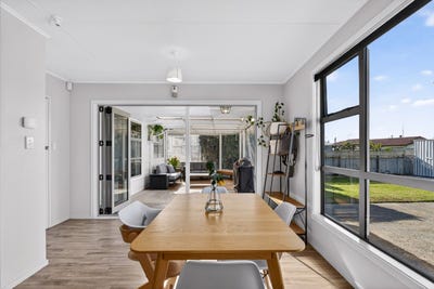 /international/nz/313-westminster-avenue-tamatea-napier-city-380066176349/