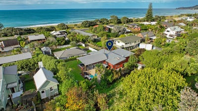/international/nz/moana-road-okitu-gisborne-380066122188/