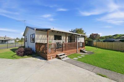 /international/nz/5-ngareta-road-mourea-rotorua-380066088698/