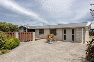 /international/nz/4-cuba-street-dannevirke-tararua-380066124049/