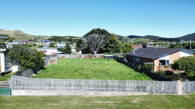/international/nz/56-walker-street-riverton-southland-380066122148/