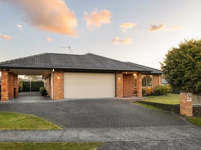 /international/nz/mews-place-forest-lake-hamilton-city-380066097744/