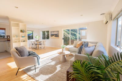 /international/nz/41-erlestoke-crescent-churton-park-wellington-city-380066096398/