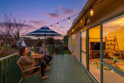 /international/nz/glendene-waitakere-city-380066106293/
