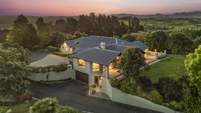 /international/nz/179-the-coastal-highway-redwood-valley-tasman-380066077479/