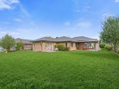 /international/nz/22-everest-way-springston-selwyn-380066114359/