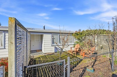 /international/nz/59-halswell-street-whanganui-central-manawatu-whanganui-380066180762/