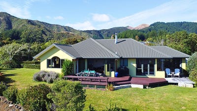/international/nz/28-nyhane-drive-takaka-tasman-380066101583/