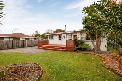 /international/nz/296-tremaine-avenue-takaro-palmerston-north-city-380066088853/