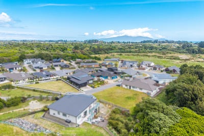/international/nz/10-piwakawaka-way-waikanae-kapiti-coast-380066094546/