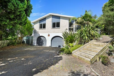 /international/nz/ellicott-road-dinsdale-waikato-380066103896/