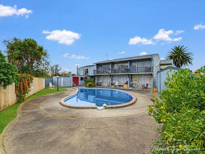 /international/nz/1-hurworth-place-college-estate-manawatu-whanganui-380066108830/