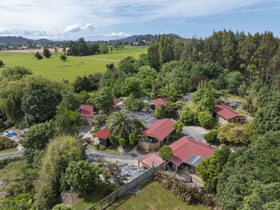 /international/nz/2090-takaka-valley-highway-takaka-tasman-380066104520/