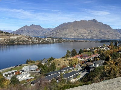 /international/nz/silver-creek-queenstown-central-queenstown-380066101054/