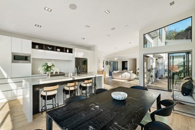 /international/nz/55-tautari-street-orakei-auckland-city-380066176275/