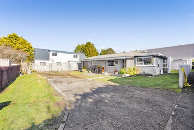 /international/nz/45-cassandra-street-stratford-taranaki-380066114824/