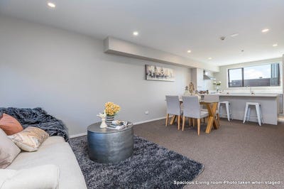/international/nz/1-glenside-crescent-grafton-auckland-city-380066079581/