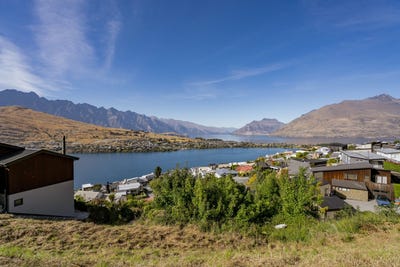 /international/nz/5-conifer-lane-queenstown-central-central-otago-lakes-district-380066105055/