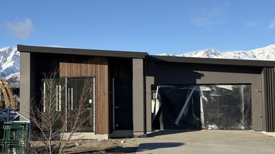 /international/nz/178-burdon-loop-lake-hawea-wanaka-380066093211/