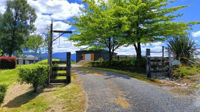 /international/nz/25-butts-road-reefton-buller-380066095431/